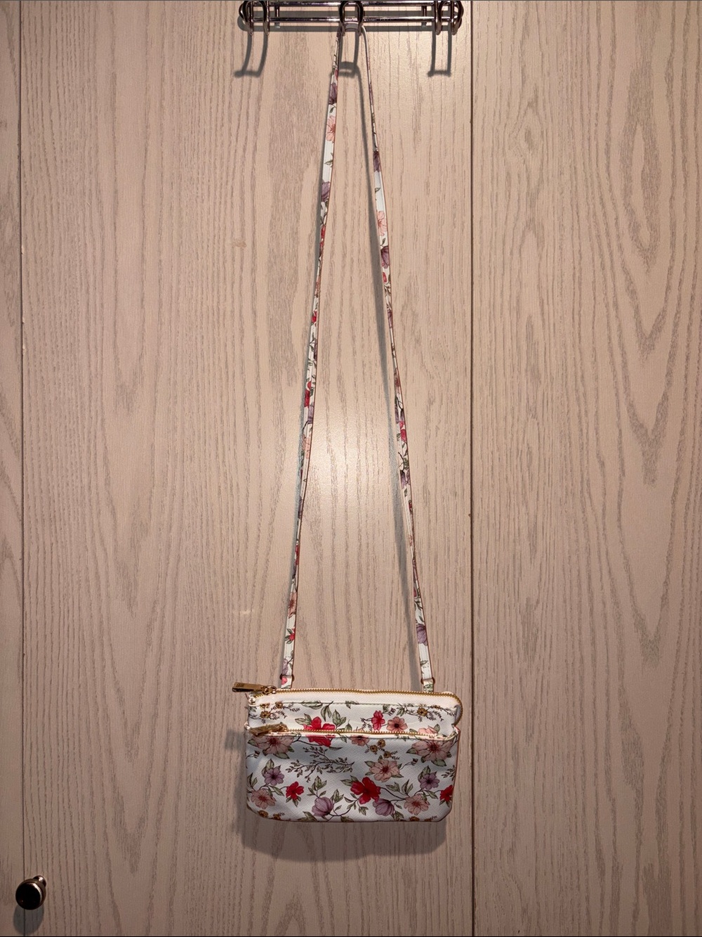 Floral Crossbody Bag - White with Pink & Red Flowers like new